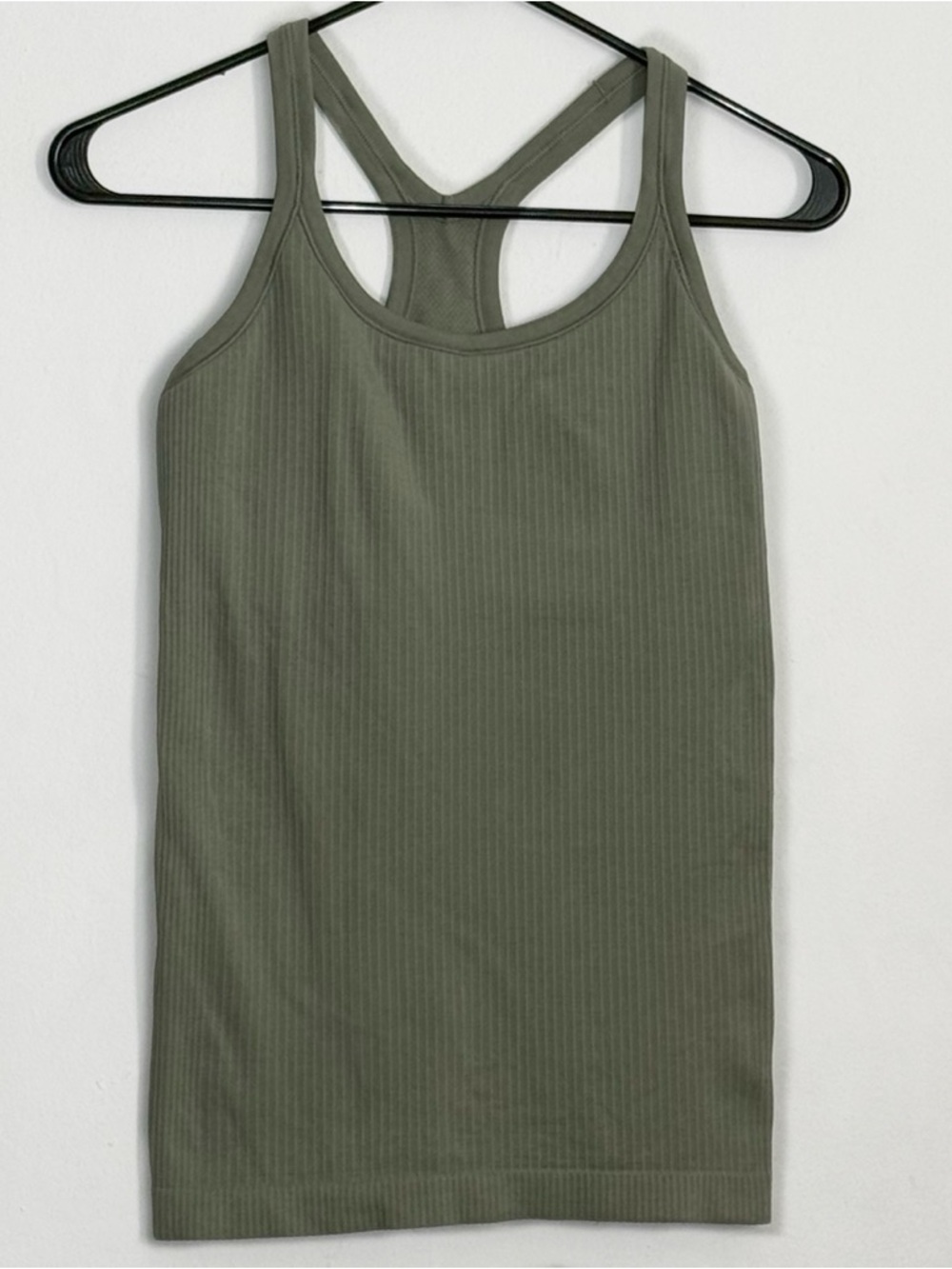 Lululemon Ebb to Street Racerback Tank Top Light Support Willow Leaf Green sz 6 - Picture 2 of 5